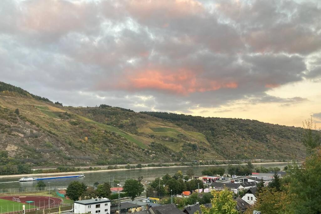 オーバーヴェセルRhineview 549 - Rheinblick 549 Im Mittelrheintalアパートメント エクステリア 写真